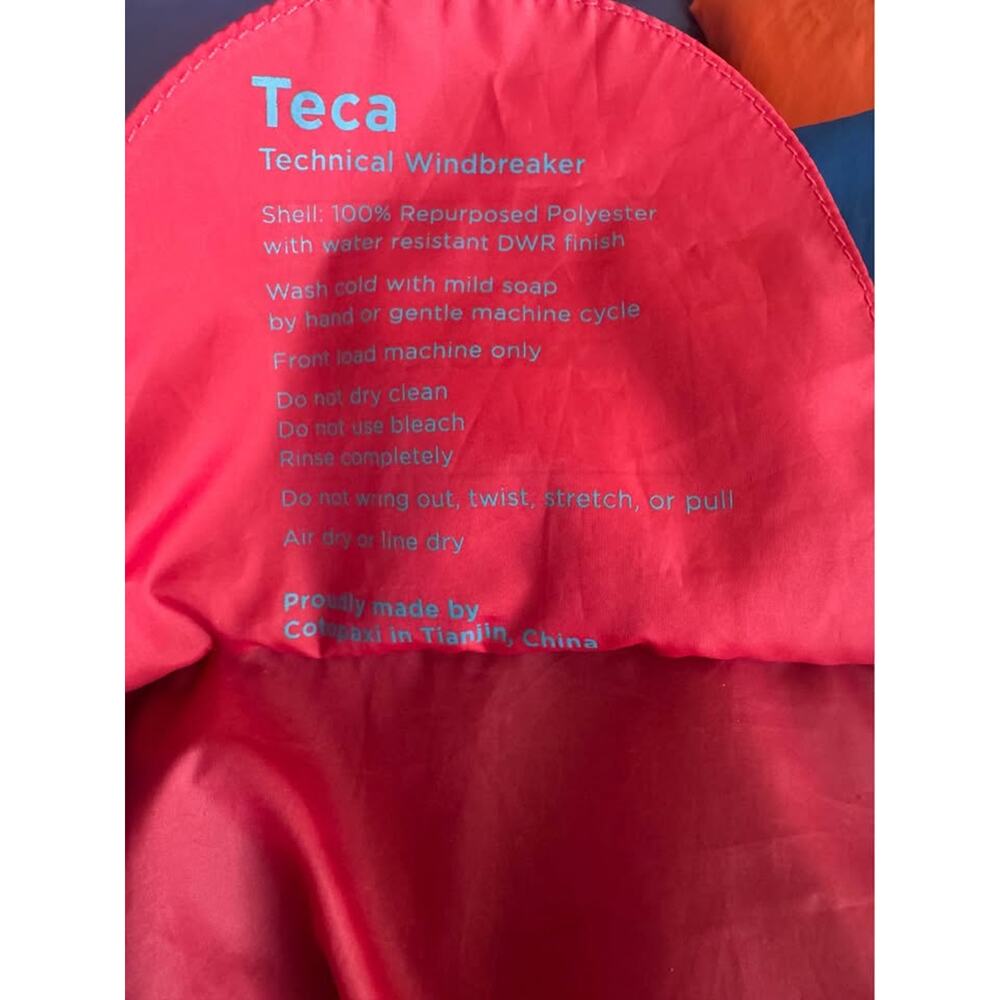 Cotopaxi Women’s XS Berry Berry Teca Half Zip Windbreaker - Picture 10 of 10